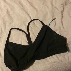 Jolyn bikini top black